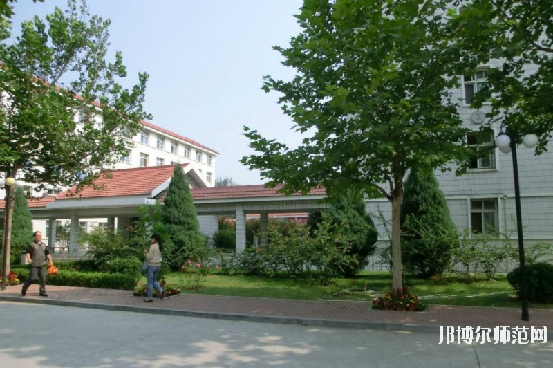 北京城市師范學院航天城校區(qū)招生辦聯(lián)系電話