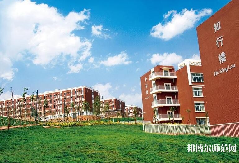 云南大學滇池師范學院楊林校區(qū)網(wǎng)站網(wǎng)址