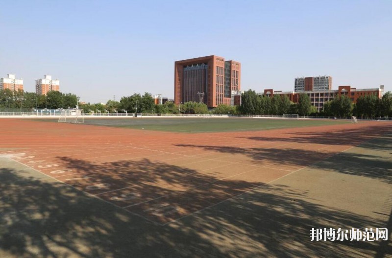 河南科技學(xué)院新科師范學(xué)院招生辦聯(lián)系電話(huà)