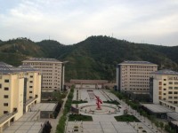 延安職業(yè)技術(shù)師范學院2023年學費、收費多少