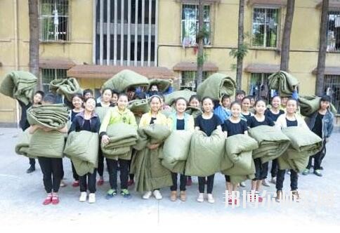 四川彝文幼兒師范學(xué)校2018年報(bào)名條件、招生對象