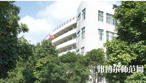 廣西現(xiàn)代職業(yè)技術(shù)師范學(xué)院怎么樣、好不好