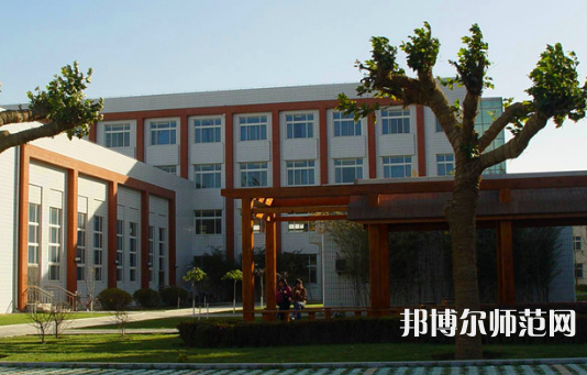 北京京北職業(yè)師范技術學院2023年報名條件、招生要求、招生對象