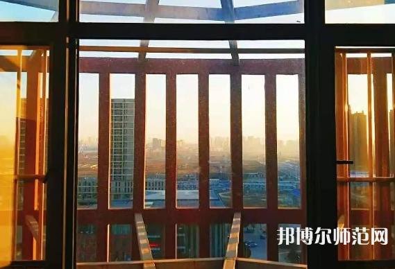 內(nèi)蒙古大學師范學院滿洲里學院2023年有哪些專業(yè)