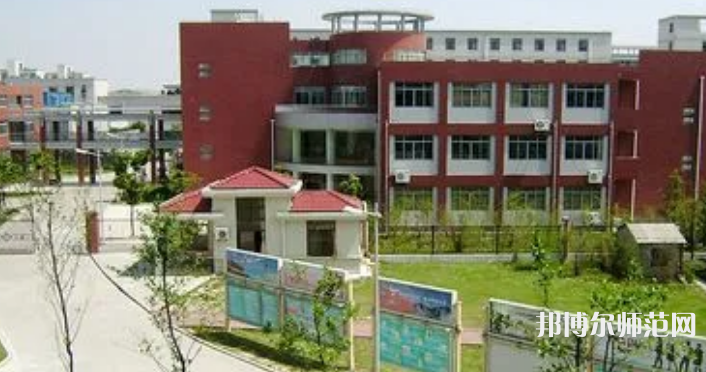 上海大學(xué)師范學(xué)院嘉定校區(qū)2023年怎么樣、好不好