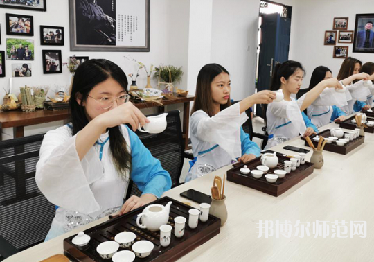 達(dá)州職業(yè)技術(shù)師范學(xué)院新校區(qū)2023年報(bào)名條件、招生要求、招生對象
